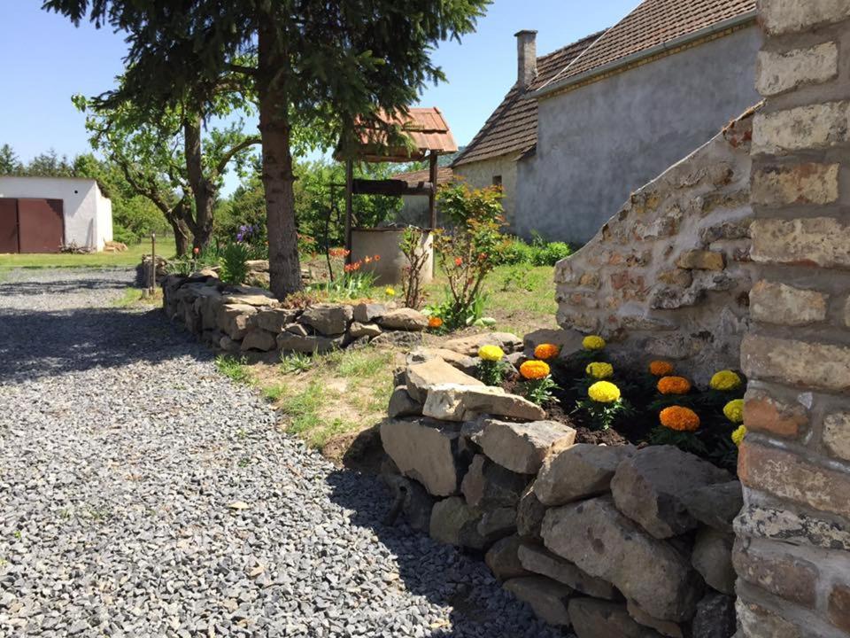 Luis Gólyás háza Villa Raposka Kültér fotó
